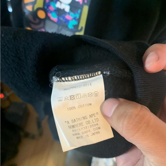 bape hoodie need to get rid of this - Picture 2 of 4